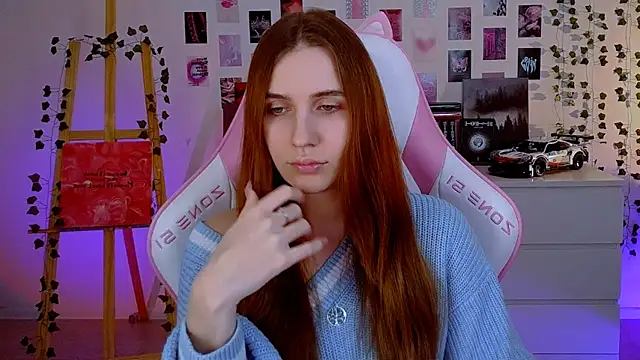 AliceCharmy online show from March 22, 1:41 pm