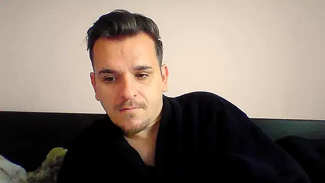 Huge cock22cm online show from December 1, 9:03 am