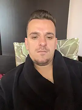 Huge cock22cm online show from May 28, 6:21 am