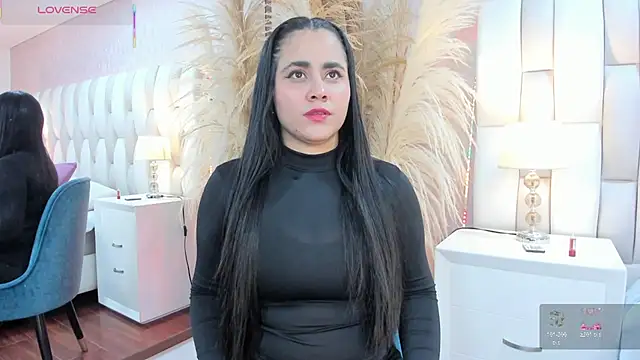 Brenda Garcia online show from January 15, 8:23 pm