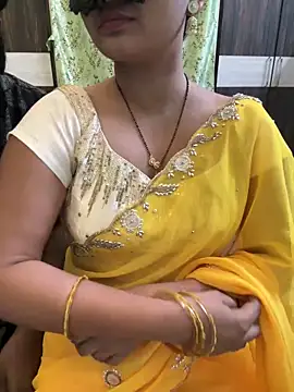 Snapshot of Magical-Couple-telugu chatting on January 29, 2:21 pm Magical-Couple-telugu online show from January 29, 2:21 pm