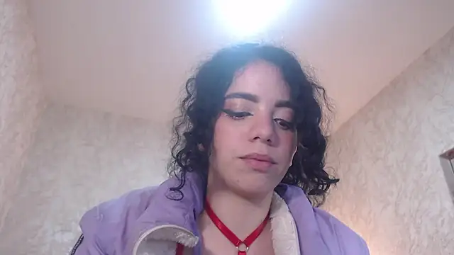 EmmaCowperr online show from January 10, 6:42 am