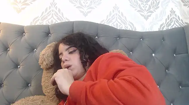 EmmaCowperr online show from March 8, 11:07 pm