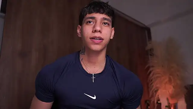 Josep Davies online show from April 18, 1:20 am