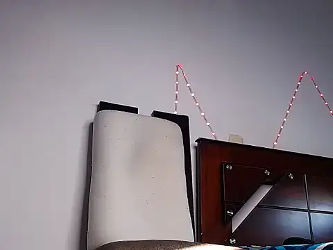 Snapshot of DanteSantoro chatting on January 10, 12:15 pm DanteSantoro online show from January 10, 12:15 pm