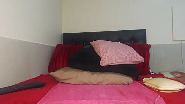 Fiercefoxxy online show from May 14, 8:21 am