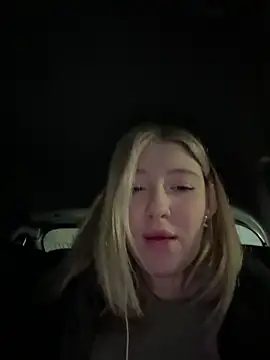 Snapshot of littlebitchess chatting on November 26, 6:09 pm littlebitchess online show from November 26, 6:09 pm