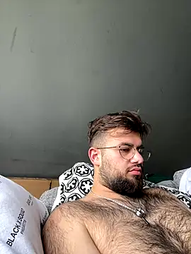 Snapshot of yxssxn24403 chatting on October 15, 8:47 am yxssxn24403 online show from October 15, 8:47 am