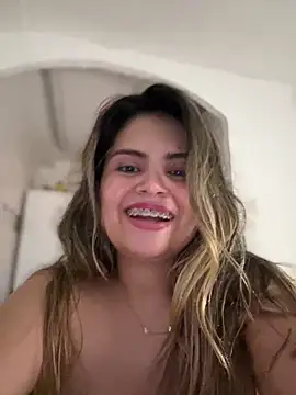 Snapshot of melanny10 chatting on December 1, 4:29 pm melanny10 online show from December 1, 4:29 pm