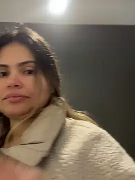 Snapshot of melanny10 chatting on March 15, 1:18 pm melanny10 online show from March 15, 1:18 pm