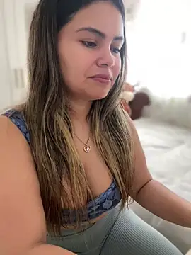 Snapshot of melanny10 chatting on March 22, 8:51 am melanny10 online show from March 22, 8:51 am