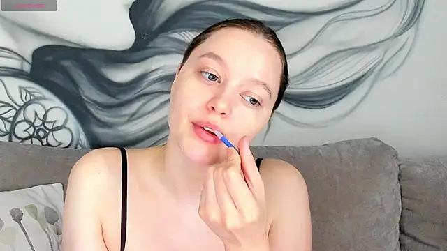 n0 nude online show from May 31, 4:53 am