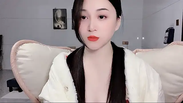 Snapshot of kolll88 chatting on January 6, 6:03 am kolll88 online show from January 6, 6:03 am