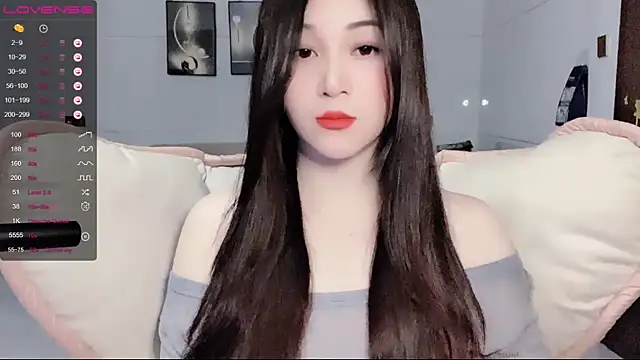 Snapshot of kolll88 chatting on February 23, 1:53 pm kolll88 online show from February 23, 1:53 pm