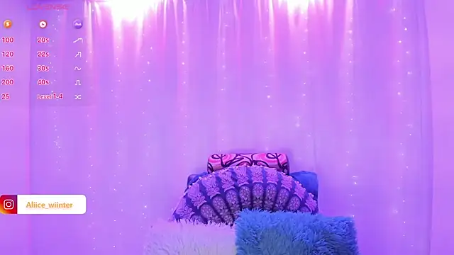 Snapshot of Alice_winter_ chatting on December 28, 8:47 pm Alice winter online show from December 28, 8:47 pm