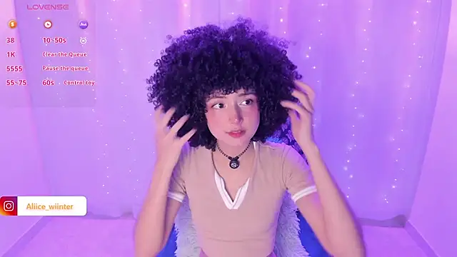 Snapshot of Alice_winter_ chatting on February 27, 7:15 pm Alice winter online show from February 27, 7:15 pm