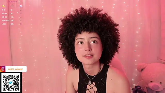 Snapshot of Alice_winter_ chatting on September 22, 7:05 pm Alice winter online show from September 22, 7:05 pm