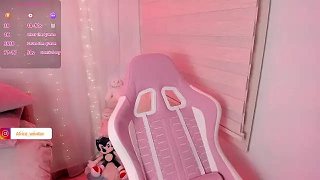 Alice winter  online show from April 17, 6:11 pm