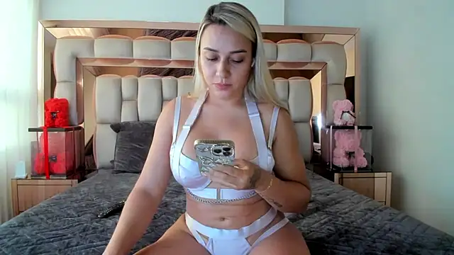 candy-sam28 online show from November 11, 9:59 pm