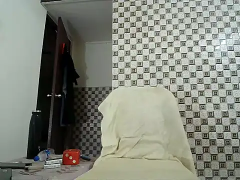 Snapshot of ind_jones_revised chatting on September 24, 6:33 pm ind jones revised online show from September 24, 6:33 pm