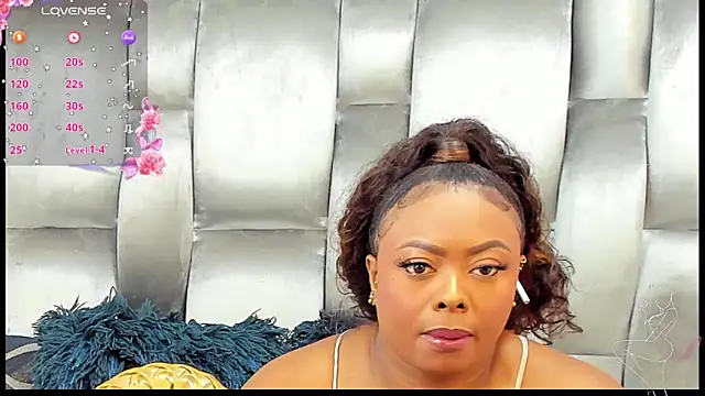 CamilaBenitez online show from February 11, 12:37 am