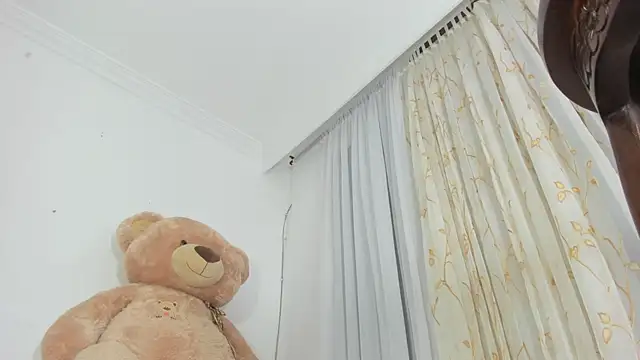 Snapshot of Alex_Keit chatting on October 27, 3:38 pm Alex Keit online show from October 27, 3:38 pm