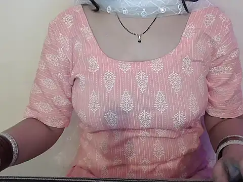 Snapshot of AMBIKA-MISHRA99 chatting on November 2, 2:36 am AMBIKA-MISHRA99 online show from November 2, 2:36 am