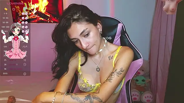 Mei Kelly online show from February 8, 3:19 am