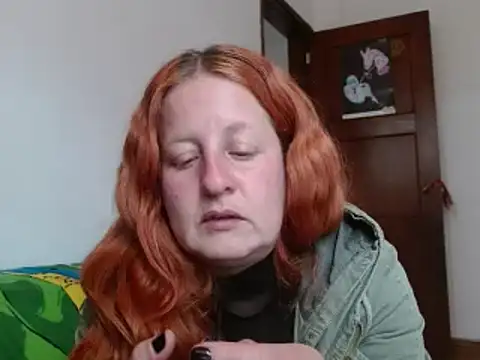 ViioletaMora online show from October 18, 8:42 pm