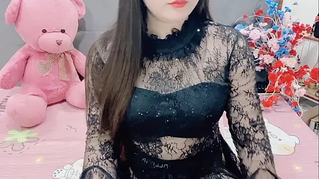 Snapshot of Funikio chatting on February 9, 1:42 am Funikio online show from February 9, 1:42 am