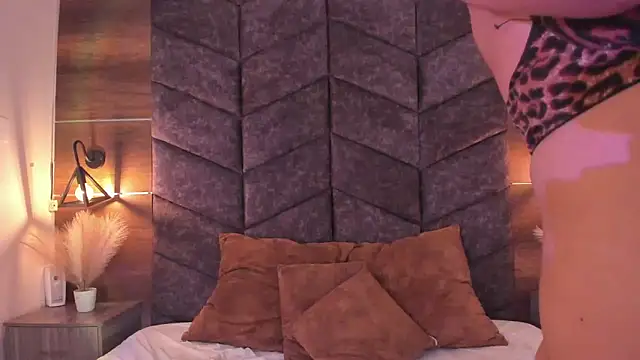 memphiswilliam online show from February 8, 2:47 am