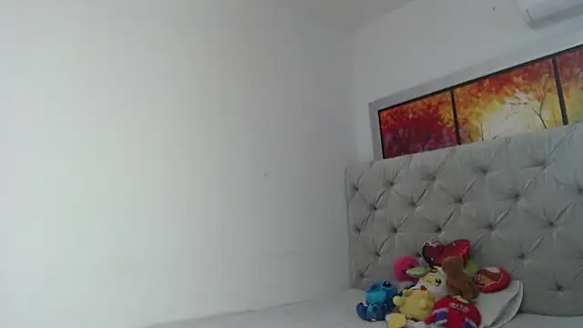 Melody phillips2 online show from January 11, 2:36 pm