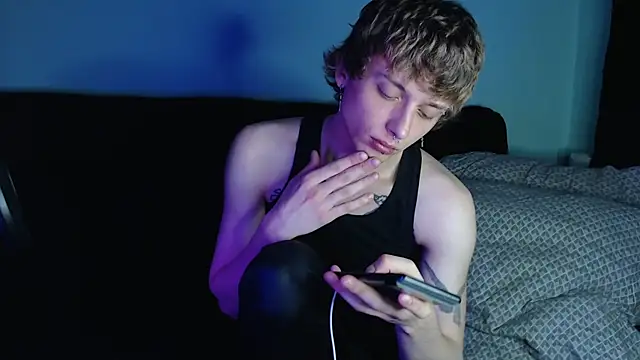 axxxturel online show from March 18, 6:37 pm