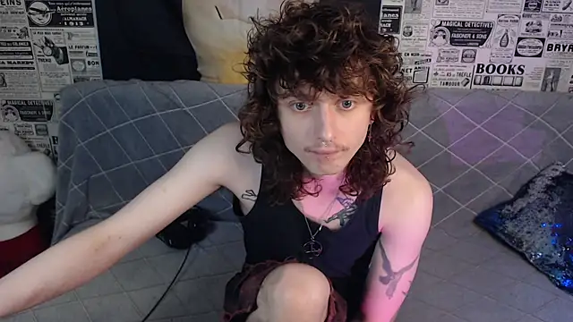 Snapshot of axxxturel chatting on July 10, 7:38 pm axxxturel online show from July 10, 7:38 pm