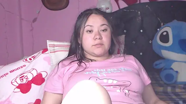 NikkiRous  online show from February 21, 3:43 pm