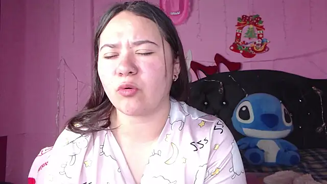 NikkiRous  online show from February 28, 1:03 pm