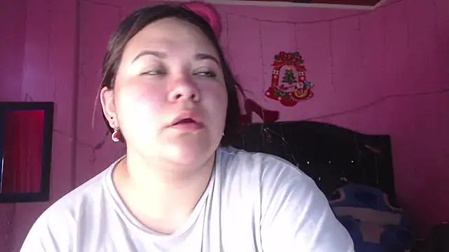 NikkiRous  online show from September 15, 12:38 pm