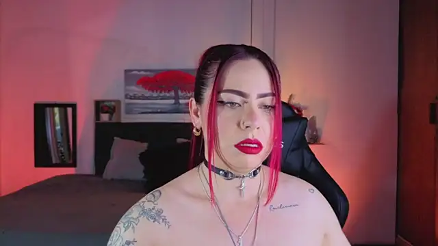 Snapshot of Dulce_charlottee chatting on April 22, 7:37 pm Dulce charlottee online show from April 22, 7:37 pm