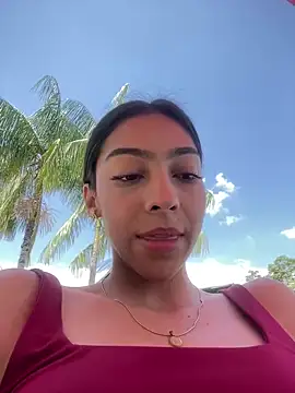 Snapshot of Ema_azel chatting on January 7, 4:48 pm Ema azel online show from January 7, 4:48 pm