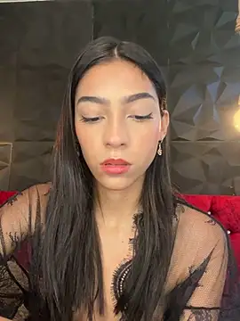 Snapshot of Ema_azel chatting on February 5, 1:33 pm Ema azel online show from February 5, 1:33 pm