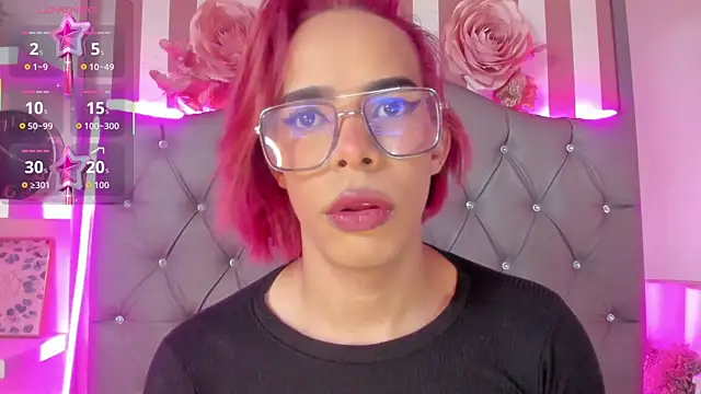 Snapshot of Giorgina_Parado chatting on February 9, 4:38 am Giorgina Parado online show from February 9, 4:38 am