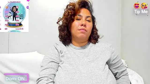 isobeladams20 online show from December 21, 10:51 pm