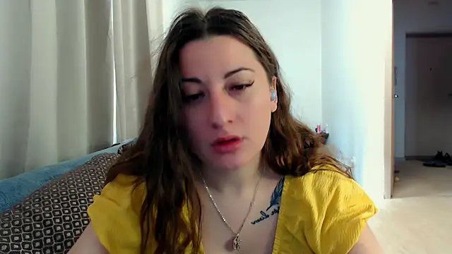 Helen Adams  online show from May 7, 5:35 am