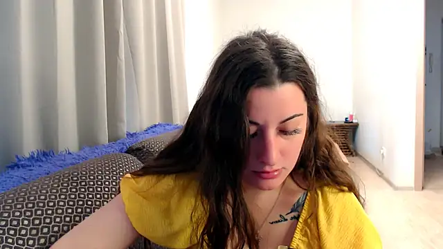 Helen Adams  online show from May 15, 5:47 am