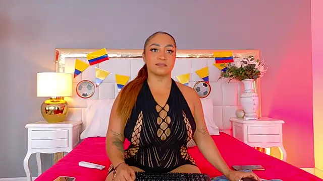 KateVenegas online show from June 20, 8:33 pm