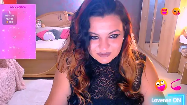 Ariellefoxy online show from July 5, 6:04 pm