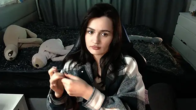 KiraYammy online show from November 16, 10:37 pm