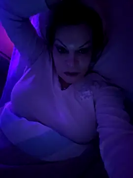 aubade246 online show from March 9, 12:31 am