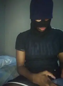 Snapshot of Gifttheskimaskboy chatting on September 22, 8:55 pm Gifttheskimaskboy online show from September 22, 8:55 pm