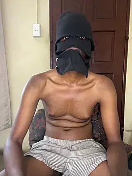 Gifttheskimaskboy online show from January 13, 10:53 am